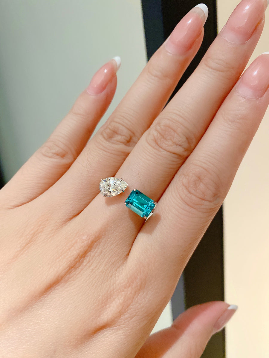 Emerald double gemstone ring